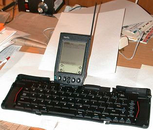 Folding keyboard for PDA