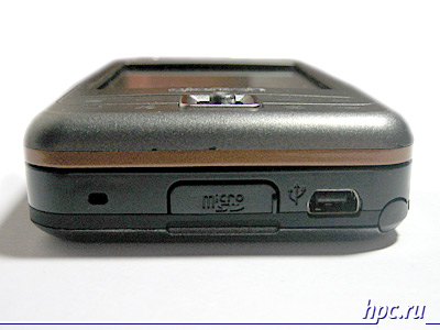 glofiish M800: microSD ,  mini-USB, 