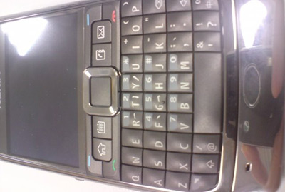 Nokia E71 
