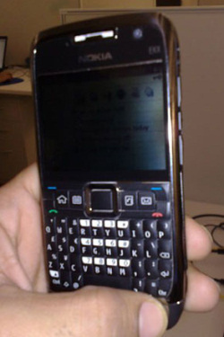  Nokia E71 - 8 ?