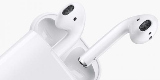 Беспроводные наушники AirPods отложены до середины зимы последующего года Беспроводные наушники AirPods отложены до середины зимы последующего года