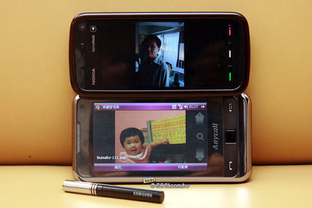 Nokia 5800 XpressMusic  Samsung Omnia