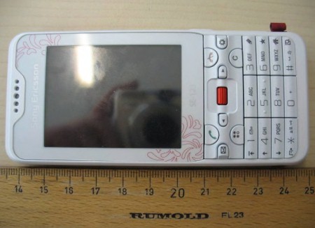 Sony Ericsson G702 (BeiBei)  FCC