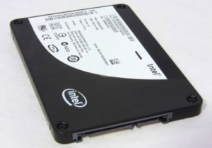  SSD-  Intel