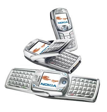 Nokia 6822 � ����� ������� � QWERTY �����������