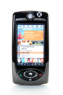 Motorola  3G    SymbianOS